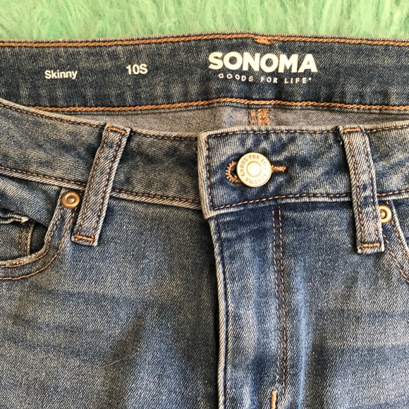 Distressed Skinny Jeans - Picture 2 of 2